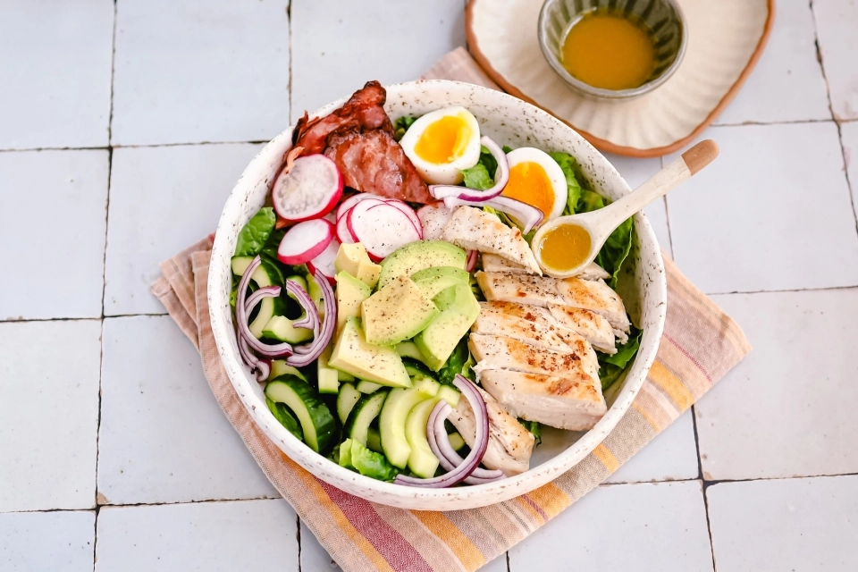Chicken, egg, avocado & bacon salad