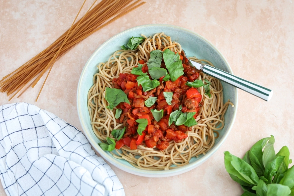 Italian-style beef sauce spaghetti