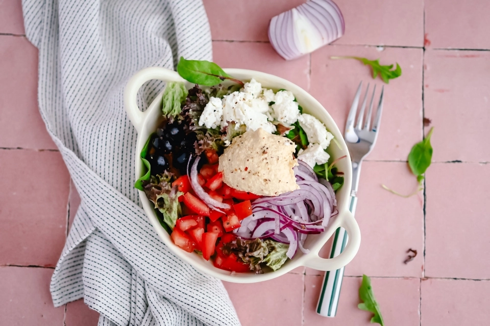 Salad bowl with hummus