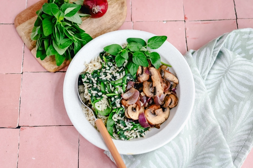 Spinach rice with portobello