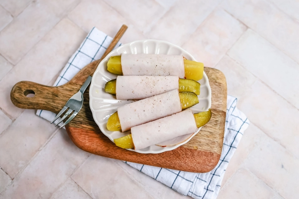 Pickles with turkey breast