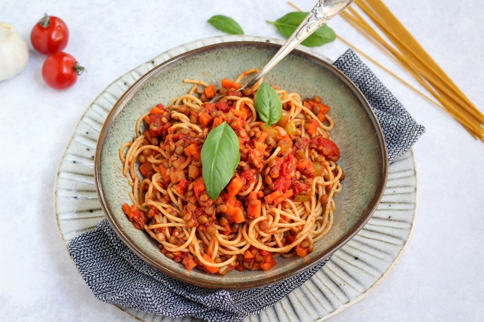 Pasta Bolognese with lentils