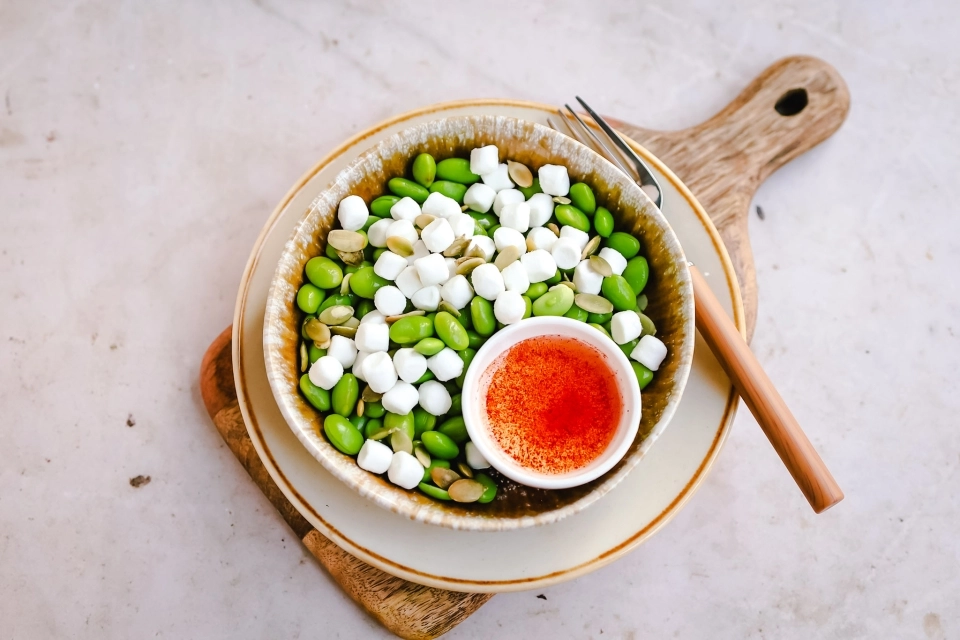 Goat cheese with pumpkin seeds & edamame