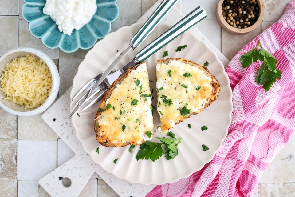 Ham & cheese croque monsieur with cottage cheese