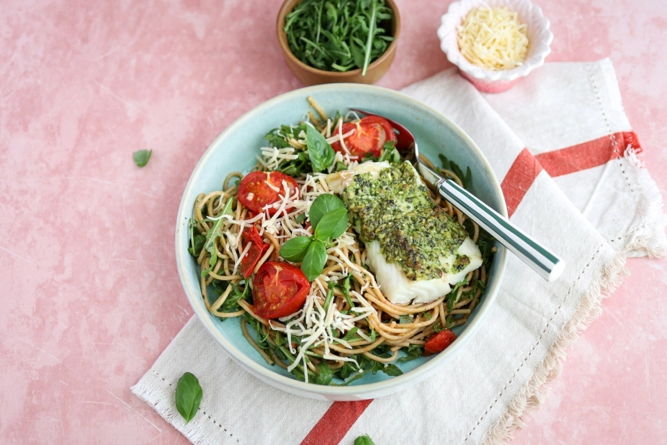 Mediterranean cod with pesto pasta